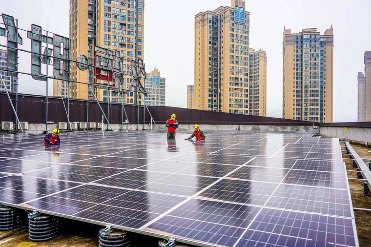 光伏發(fā)電晚上都顯示正常是有故障嗎？夜晚是怎么解決用電問題？