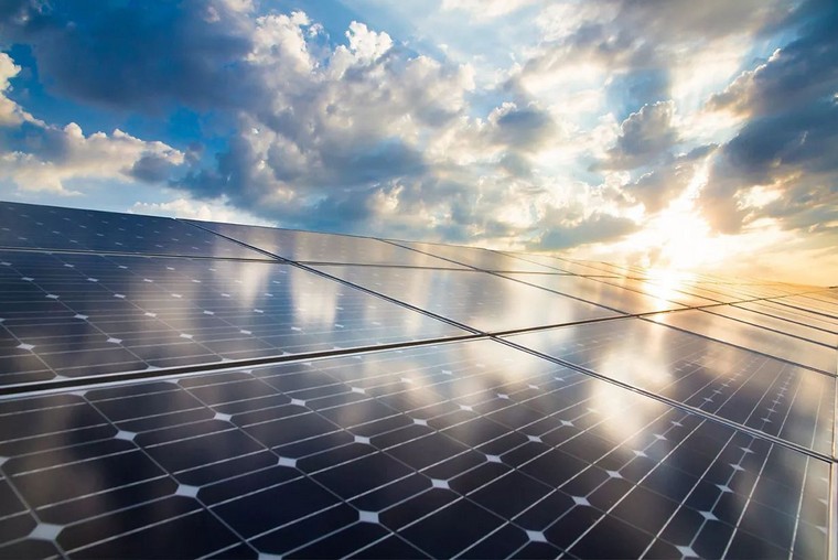 光伏發(fā)電、聚光發(fā)電、光熱太陽能、太陽能光電之間有什么區(qū)別呢
